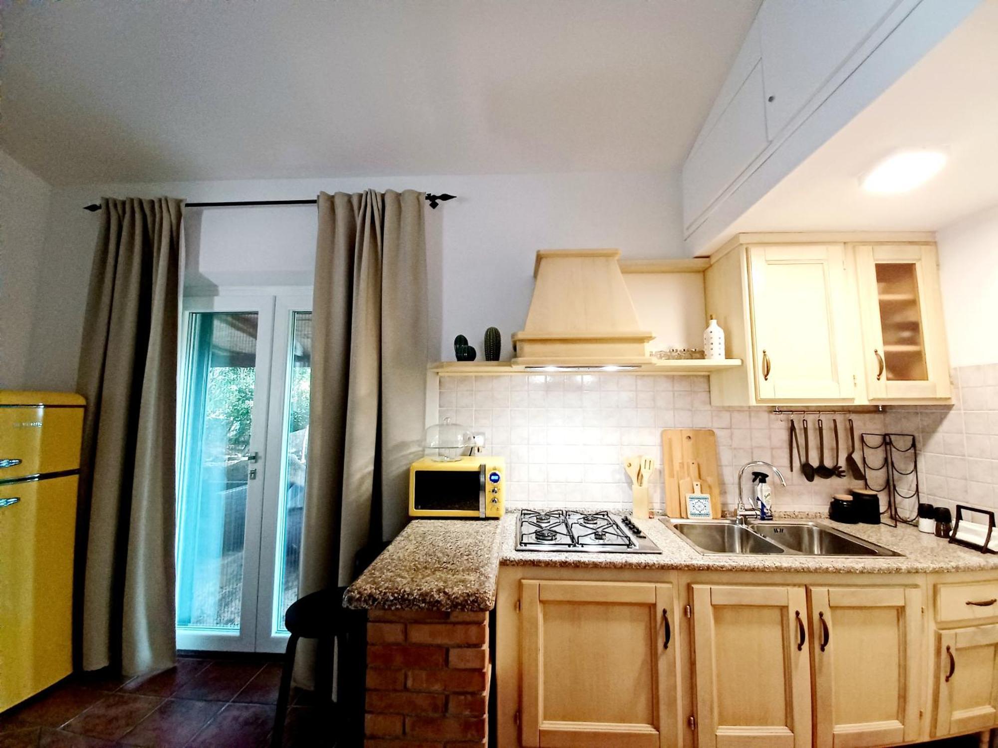 Suite Mirialveda San Pantaleo Ngoại thất bức ảnh